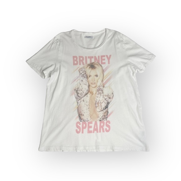 Blogger Fave: Lauren Moshi ❤︎︎ Croft Britney Spears Piece of Me Concert Tee ❤︎︎ - Picture 5 of 16